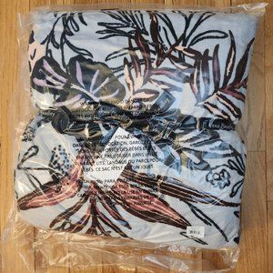 NWT Vera Bradley Throw Blanket in Sun Washed Tropical